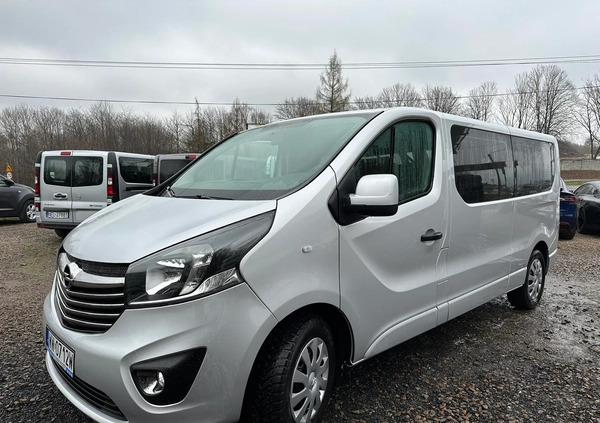 Opel Vivaro cena 69900 przebieg: 273900, rok produkcji 2016 z Piaseczno małe 781
